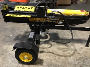 lot 118 image: 27 Ton 224 cc Log Splitter by CHAMPION POWER EQUIPMENT in good working conditions