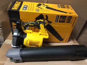 125 MPH 450 CFM 20V MAX Cordless Brushless Handheld Blower (Tool Only) by DEWALT in good condition&nbsp