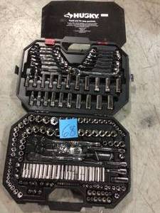 Husky Mechanics Tool Set (194-Piece) in good condition&nbsp
