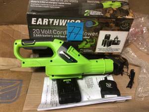 150 MPH 70 CFM 20-Volt Lithium-Ion Handheld Leaf Blower by Earthwise in good condition&nbsp