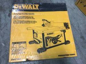 15 Amp Corded 8-14 in. Compact Jobsite Tablesaw by DEWALT not used