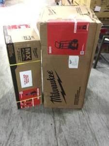 MX FUEL Lithium-Ion Cordless 1-18 in. Breaker with Battery and Charger by Milwaukee not used