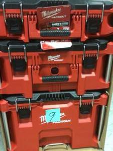 lot 9 image: PACKOUT 22 in. Modular Tool Box Storage System by Milwaukee in good condition 