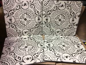 lot 93 image: Frosty Shadow 18 in. x 18 in. Luxury Vinyl Tile Flooring (22.76 sq. ft.case) in good condition