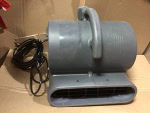 lot 99 image: 12 HP Air Mover for Janitorial Water Damage Restoration Stackable Carpet Dryer Floor Blower Fan in Grey by B-Air in good condition
