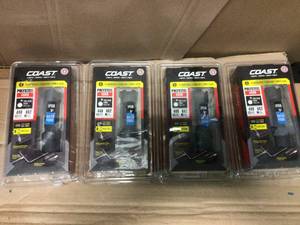 Lot of Polysteel 400R 400 Lumen Rechargeable Waterproof LED Flashlight with Twist Focus by Coast in good condition