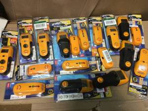 MIX LOT ZIRCON STUDSENSOR in good condition