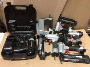 MIX LOT OF PORTER CABLES TOOLS