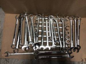 LOT OF MIX TOOLS