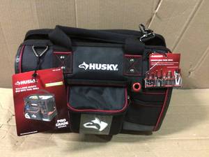 16 in. Large Mouth Tool Bag with Tool Wall by Husky in good condition