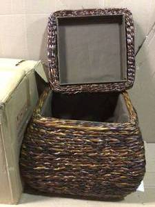 Espresso Large Brown Storage Trunk in good condition
