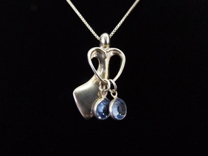 .925 Sterling Silver Mother Loves Her Sons Blue Crystal Pendant Necklace