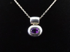 .925 Sterling Silver Oval Amethyst Pendant Necklace