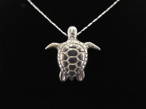 .925 Sterling Silver Sacred Turtle Pendant Necklace