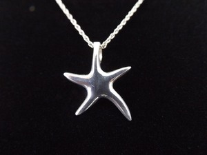 .925 Sterling Silver Star Fish Pendant Necklace