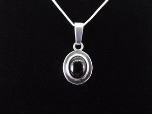 .925 Sterling Silver Onyx Cabochon Pendant Necklace