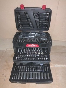 lot 2 image: Husky 270 piece mechanic tool set with a 28 piece combination wrench set SEE PICS