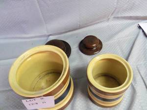 Set of 2 canisters...