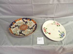 Set of 2 serving trays...