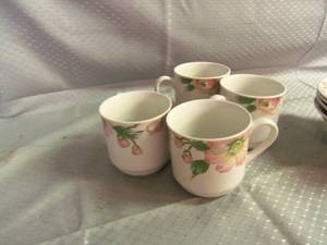 Corning Designs  South Seas 20pc...