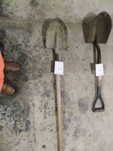 5 ft spade shovel...