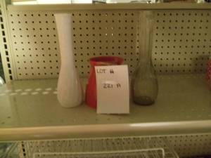 2 glass flower vases 1 pot style va...