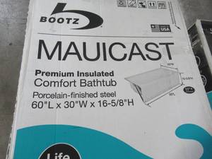 lot 115 image: Bootz Industries Mauicast 60 in. Right Drain Rectangular Alcove Soaking Bathtub in White 011-3344-00