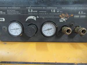 lot 6 image: DEWALT 4.5 Gal. Portable Electric Air Compressor D55146