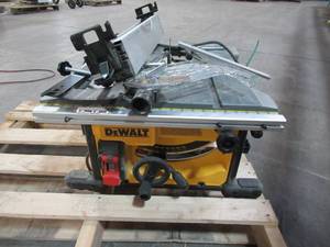 lot 10 image: DEWALT DW 8-14-in Compact Table Saw DWE7485
