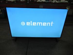 lot 16 image: Element 50 4K Smart LED TV E4SFT5017