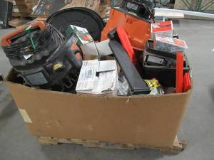 lot 310 image: WHOLESALE MIXED PALLET OF MISCELLANEOUS TOOLS, HARDWARE AND MORE