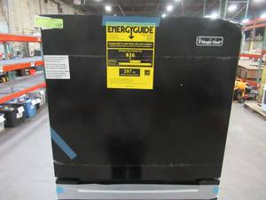 lot 203 image: Magic Chef 10.1 cu. ft. Top Freezer Refrigerator in Black HMDR1000BE