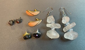 Four Different Pair Fashion Earrings