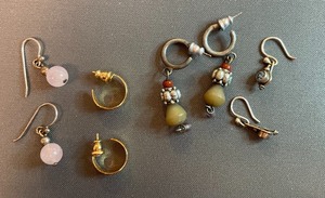 Four Different Pair Fashion Earrings