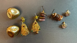 Four Different Pair Fashion Earrings