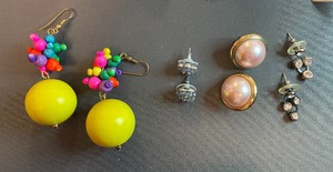 Four Different Pair Fashion Earrings