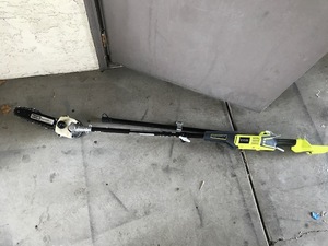 lot 7 image: Ryobi 40v Pole Saw