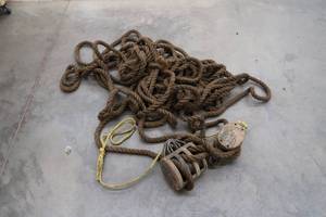 HOISTPULLY