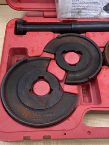 lot 9 image: Mercedes Benz Coil Spring Suspension Tool Kit With Case