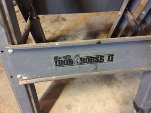 lot 65 image: Pair of Hirsh Iron Horse Saw Horses