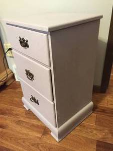 lot 118 image: Three Drawer Night Stand