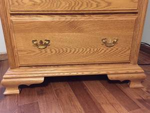 lot 119 image: Five Drawer Oak Dresser