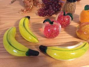 lot 135 image: Large Lot of Glass Fruits