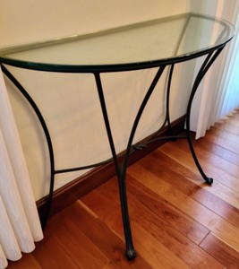 lot 5 image: Glass Topped Crescent Accent Table