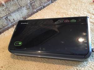 lot 201 image: Food Saver Vacuum Sealer