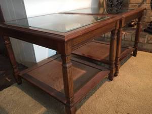 lot 190 image: Two Matching End Tables