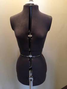 lot 194 image: My Double Dress Form