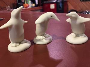 lot 289 image: Department 56 Figurines- Snowbabies