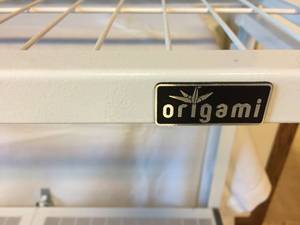 lot 305 image: Metal Three Shelf Collapsible Cart