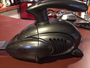 lot 376 image: Fuller Brush Electric Vac
